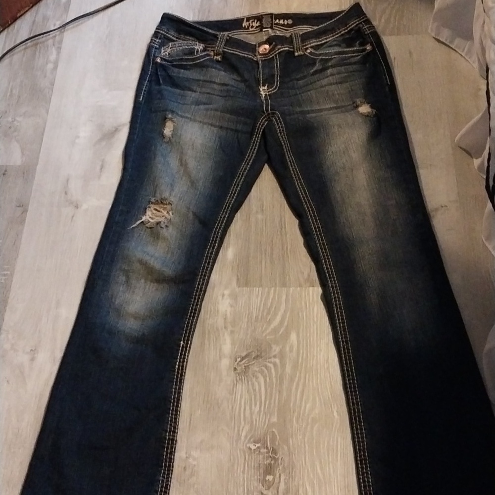 Ariya  Blue Jeans Curvy Boot Cut Jeans Flap Back Pockets  Size11/12